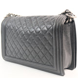 Chanel Le Boy Caviar New Medium - s23