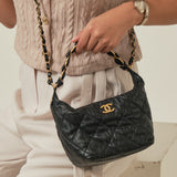 Chanel 21s Distressed Hobo Bag Black -s31