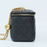 Chanel Vanity Black Sweetheart - (LIKE NEW)