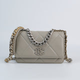 Chanel C19 Wallet on Chain - (MICROCHIP)