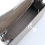 HOLD | Hermes Kelly 25 Etoupe Sellier PHW - U